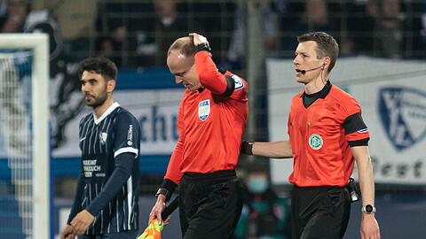 Die abgebrochene Bundesliga-Partie des VfL Bochum gegen Borussia Mönchengladbach wird mit einem 2:0 für die Gäste gewertet.