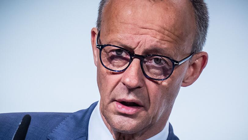 Bundeskanzler Merz hat gute Erinnerungen an seine Wehrdienstzeit. (Archivfoto)