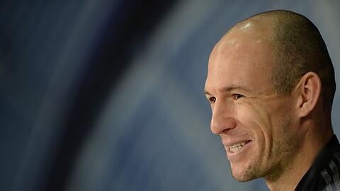 Arjen Robben wird sein Land als Kapitän anführen.