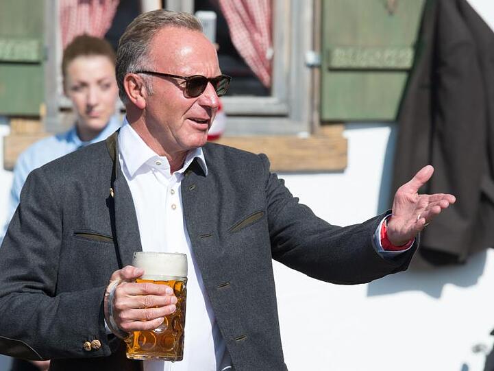 Karl-Heinz Rummenigge auf der Wiesn. Foto: Lukas Barth/Archivbild