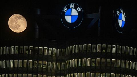 Die BMW-Firmenzentrale in München. (Archivbild)