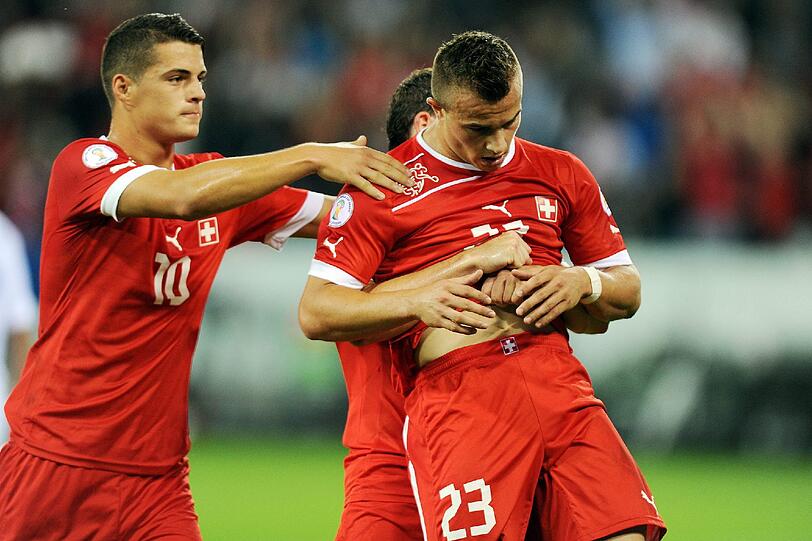 Der im Kosovo geborene Shaqiri jubelt aber sehr verhalten nach seinem Tor. Foto: Samuel Truempy