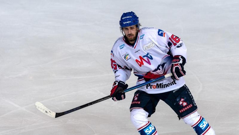 Markus Eisenschmid von Mannheim in Aktion.