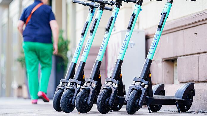 Die Unfälle mit E-Scootern haben in München deutlich zugenommen.
