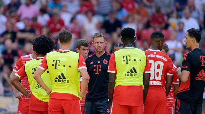 Julian Nagelsmann kehrt am Samstag mit dem FC Bayern zu Ex-Klub RB Leipzig zurück - zuvor muss er noch einige Personalfragen klären.