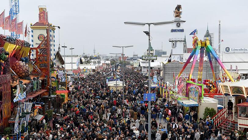 Die Vorbereitungen für das Oktoberfest 2020 laufen trotz Corona-Krise erstmal weiter. Die Vorbereitungen für das Oktoberfest 2020 laufen trotz Corona-Krise erstmal weiter.