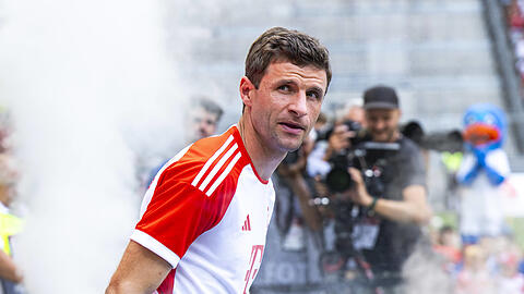 Gewinner und Verlierer der Asien-Reise des FC Bayern: Müller konnte verletzungsbedingt keine Eigenwerbung betreiben.