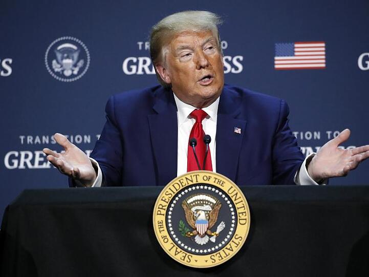 "Wir müssen die Straßen dominieren." Das müsse allerdings "mit Mitgefühl" geschehen, sagt Donald Trump.
