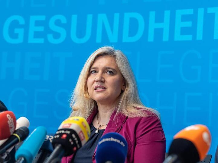 Melanie Huml (CSU), Staatsministerin für Gesundheit und Pflege. Foto: Peter Kneffel/dpa/Archivbild