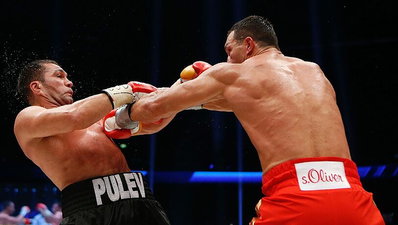 Klitschko ließ seinem Kontrahenten nicht den Hauch einer Chance. Mehrfach schickte er ihn auf die Bretter. Die Bilder vom Fight. Klitschko ließ seinem Kontrahenten nicht den Hauch einer Chance. Mehrfach schickte er ihn auf die Bretter. Die Bilder vom Fight.