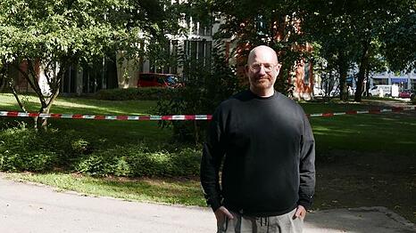 "Feindlich nie, aber schon angespannt": Pfarrer Norbert Roth &uuml;ber die Stimmung rund um seine Kirche.