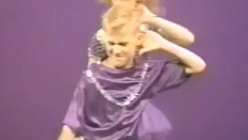 Ryan Gosling bei einer Tanzaufführung aus dem Jahr 1992 Ryan Gosling bei einer Tanzaufführung aus dem Jahr 1992