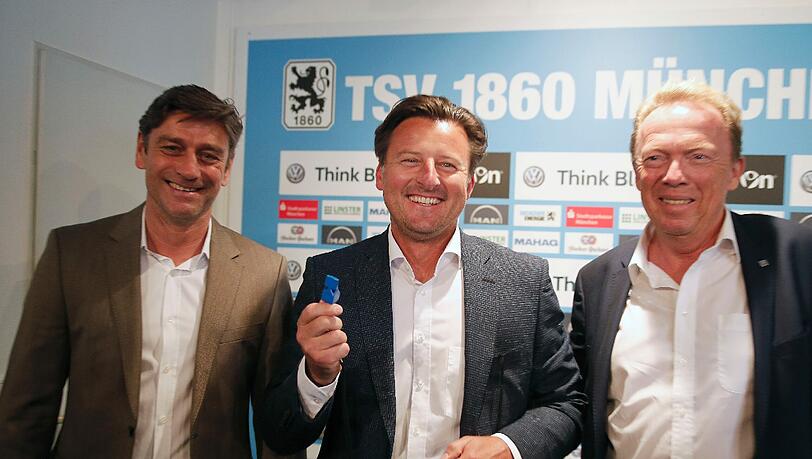 Hatte einen ereignisreichen Tag an der Grünwalder Straße: Kosta Runjaic, neuer Trainer des TSV 1860, bei seiner Vorstellung. Hatte einen ereignisreichen Tag an der Grünwalder Straße: Kosta Runjaic, neuer Trainer des TSV 1860, bei seiner Vorstellung.