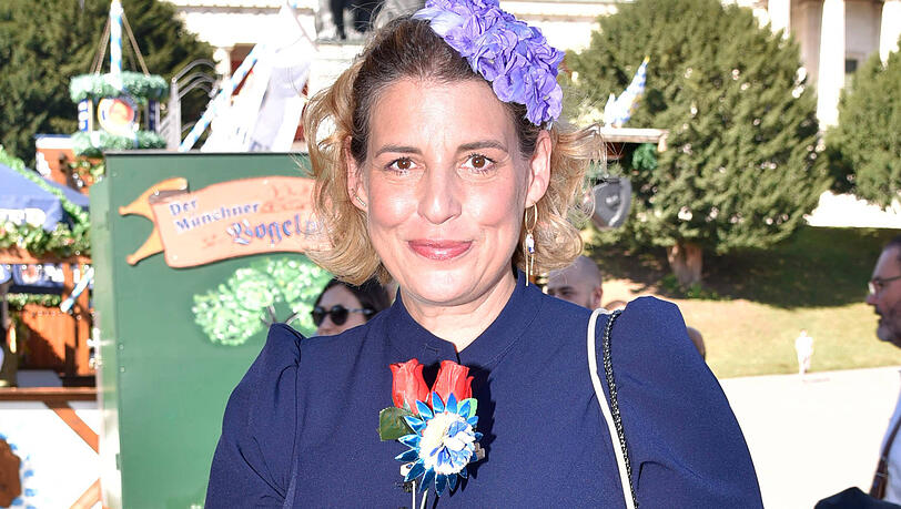 Elena Uhlig ist mit ihrer Familie gerne auf dem Oktoberfest - doch ein Detail der Wiesn findet sie nicht toll.