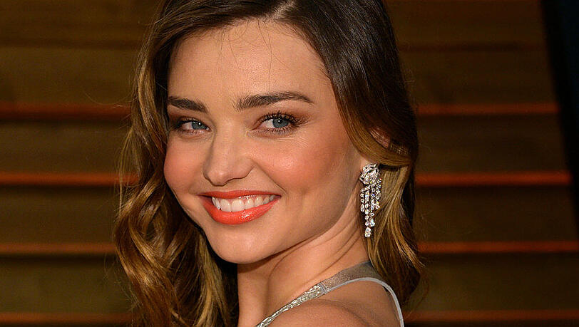 Strahle-Frau Miranda Kerr Strahle-Frau Miranda Kerr