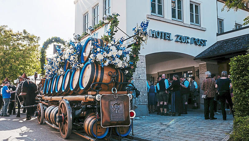 Das Hotel und Gasthof Zur Post in Aschheim startet mit neuem Konzept.