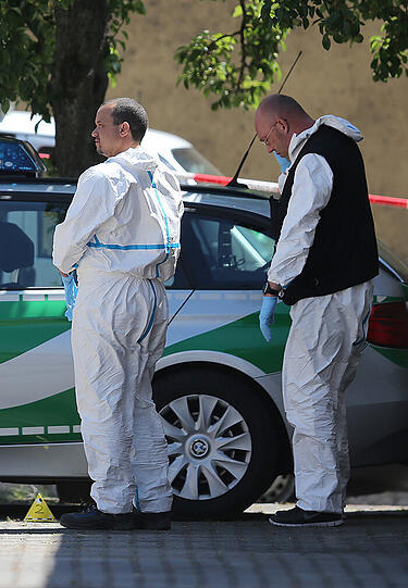 Bei einem Amoklauf im Landkreis Ansbach sind am Freitagmorgen zwei Menschen ums Leben gekommen.