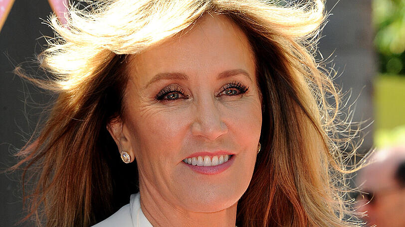 Felicity Huffman wird von ihrer Familie unterstützt