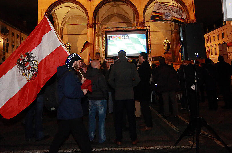 Start der Pegida-Kundgebung war die Feldherrnhalle am Odeonsplatz.