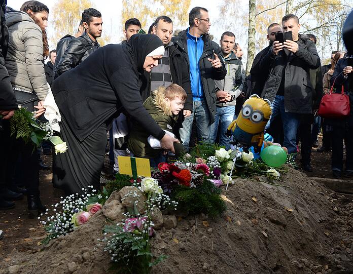 Am Donnerstag wurde der kleine Mohamed (4) beigesetzt. Die Bilder der Beerdigung.