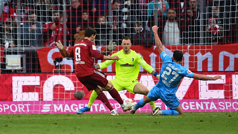 Nummer 99: Mittelfeld-Ass Leon Goretzka trifft gegen den SC Freiburg zum 1:0 für die Bayern.
