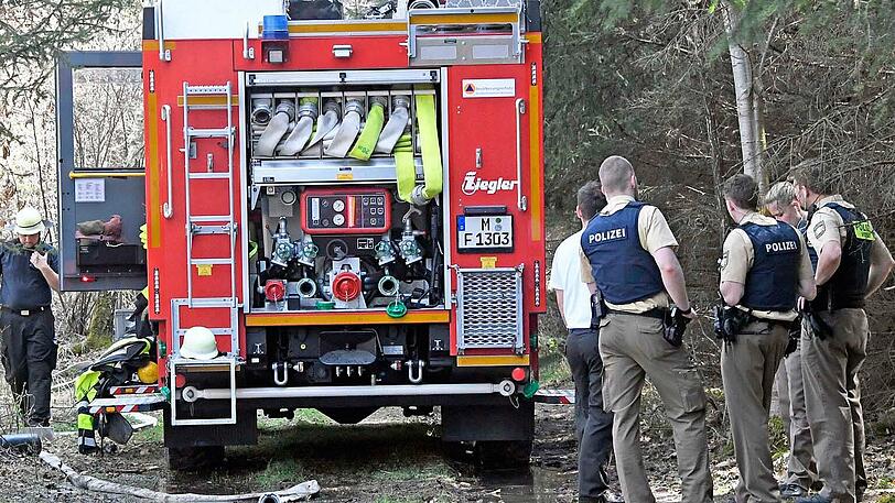 Das Feuer zwischen Grasbrunn und Keferloh richtete verheerenden Schaden an.