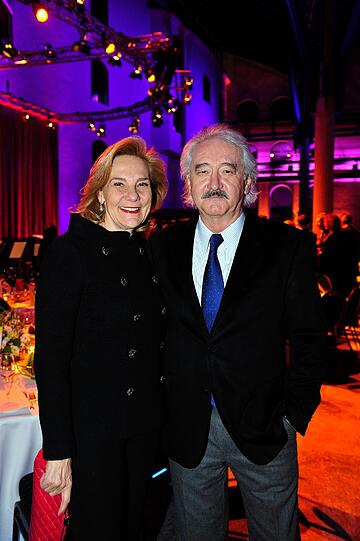 Filmproduzentin Professor Susanne Porsche und Regisseur Xaver Schwarzenberger spendeten ebenfalls für die Stiftung Lichtblick Hasenbergl.