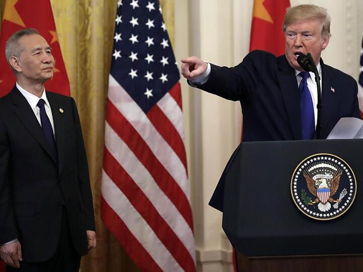 Anfang des Jahres haben die USA und China ein Abkommen vereinbart. US-Präsident Donald Trump und Chinas Vizepremier Liu He trafen sich dazu in Washington.