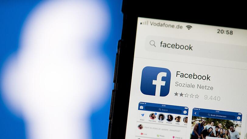 Das Landgericht München I hat entschieden:  Facebook muss ein Nutzer-Profil trotz heftiger Aussagen über Flüchtlinge wieder freigeben.