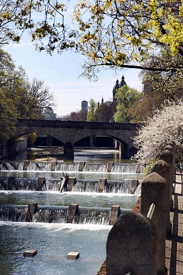 Die Isar am Lehel-Rand.