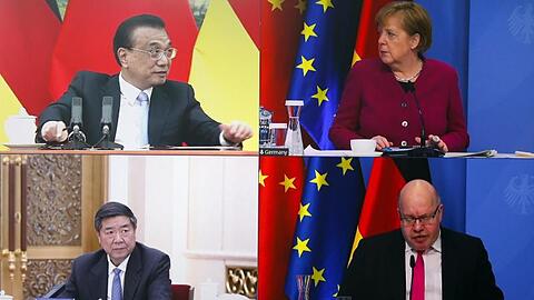 Verbunden per Videoschalte: Bundeskanzlerin Angela Merkel und Bundeswirtschaftsminister Peter Altmaier sprechen mit dem chinesischen Ministerpräsidenten Li Keqiang (oben links) und dem Vorsitzenden der Nationalen Entwicklungs- und Reformkommission Chinas (NDRC), He Lifeng.