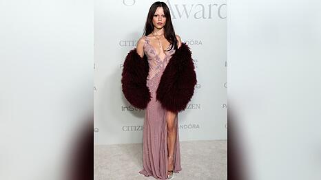Hingucker: Schauspielerin Jenna Ortega zog in diesem Kleid die Blicke auf sich.
