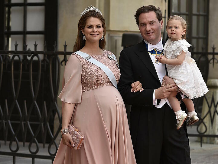 Madeleine mit Babybauch, Chris O'Neill und Töchterchen Leonore am Samstag bei der royalen Hochzeit