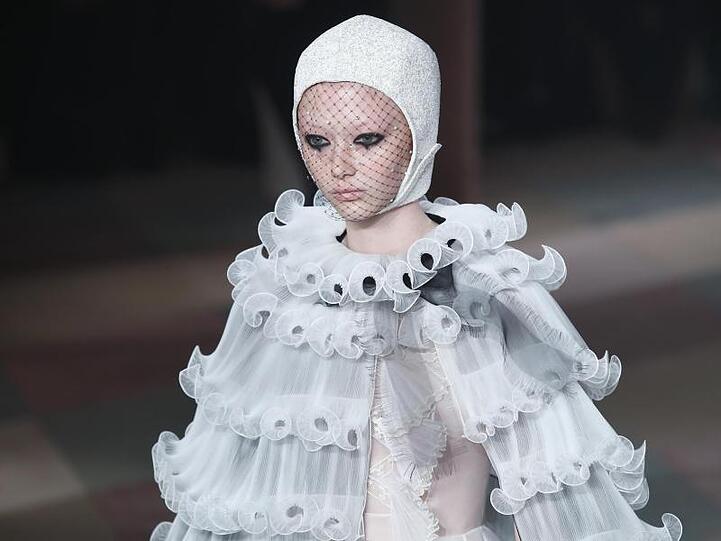 Ein trauriger Pierrot: Dior in Paris.