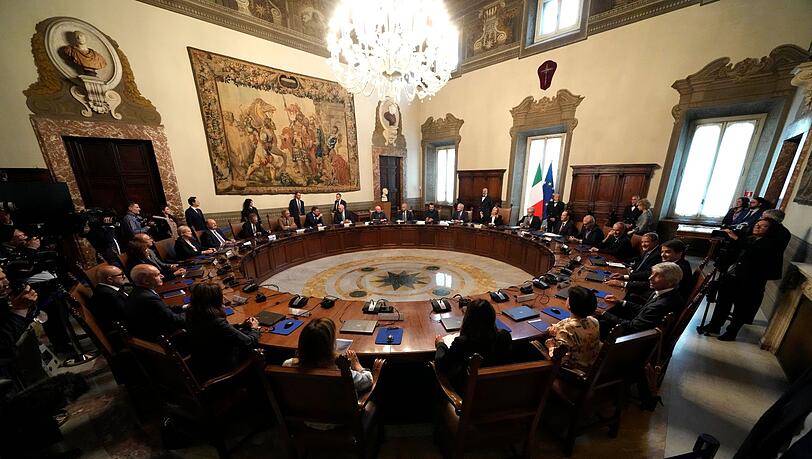  Italien beschlie&szlig;t h&auml;rteres Vorgehen gegen Migration 