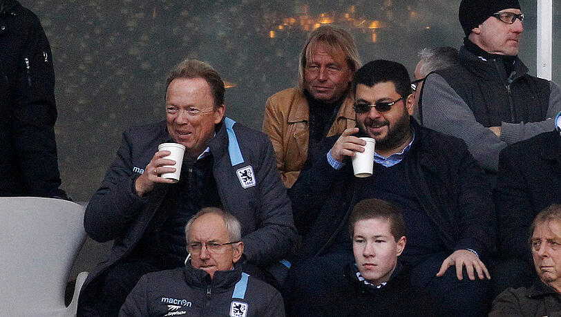 Wendet sich gerne per Facebook an die Löwen-Fans: Hasan Ismaik (r.) Wendet sich gerne per Facebook an die Löwen-Fans: Hasan Ismaik (r.)
