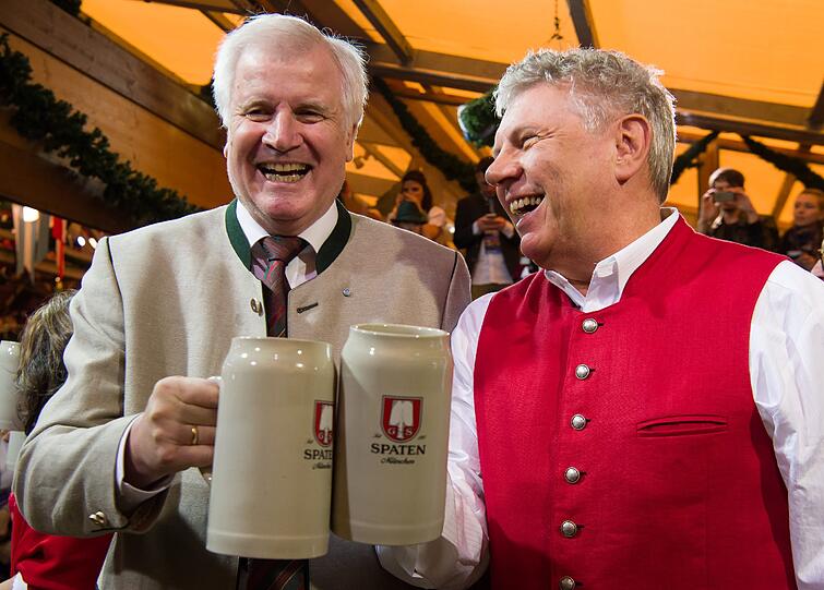 Die Bilder vom Anstich zum Durchklicken.