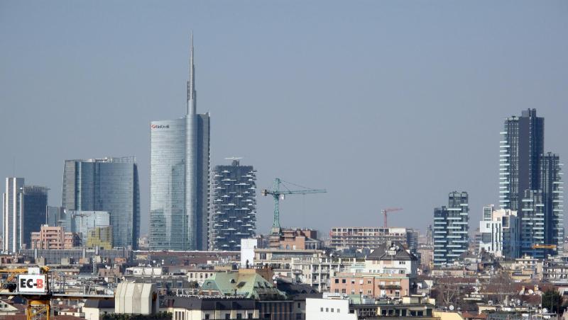 Finanzmetropole Mailand: Deutsche Unternehmen sorgen sich zunehmend um das Wirtschaftsklima in Italien. Finanzmetropole Mailand: Deutsche Unternehmen sorgen sich zunehmend um das Wirtschaftsklima in Italien.