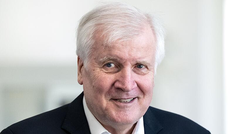 Horst Seehofer (CSU) begrüßt die verschärften Regeln in der EU für Asylsuchende. (Archivbild) Horst Seehofer (CSU) begrüßt die verschärften Regeln in der EU für Asylsuchende. (Archivbild)