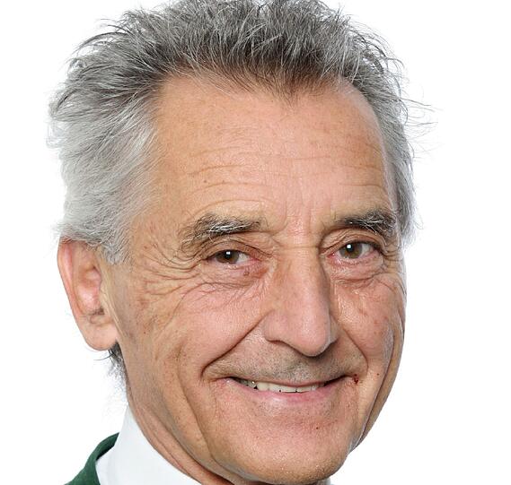 Stadtrat Reinhold Babor (CSU) aus Harlaching erhält die Medaille in Bronze für besondere Verdienste um die
kommunale Selbstverwaltung.
 
Im beiliegenden Schreiben der Regierung von Oberbayern wird ausgeführt:
&bdquo;Mit dieser Auszeichnung sind der aufrichtige Dank und die hohe Anerkennung für Ihr langjähriges,
engagiertes Wirken in der kommunalen Selbstverwaltung verbunden.&ldquo;
 
Stadtrat Babor: &bdquo;Die Auszeichnung ehrt mich und ist Ansporn zugleich auch weiter im
                           Stadtrat tätig zu bleiben&ldquo;.