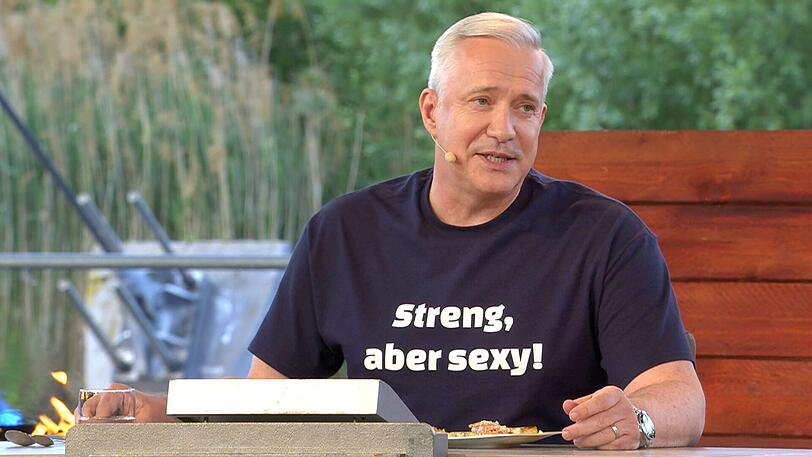 Beim Dessert wird Alexander Herrmann von seinem Bauchgefühl betrogen. Denn er ahnte Barths Pleite - aber der gewinnt. "Das hab ich ihm nicht zugetraut." Beim Dessert wird Alexander Herrmann von seinem Bauchgefühl betrogen. Denn er ahnte Barths Pleite - aber der gewinnt. "Das hab ich ihm nicht zugetraut."