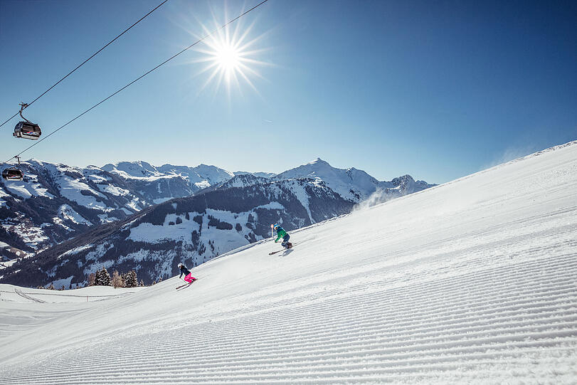 Ideal für Frühaufsteher ist das "First Line Skiing" am Wiedersberger Horn.