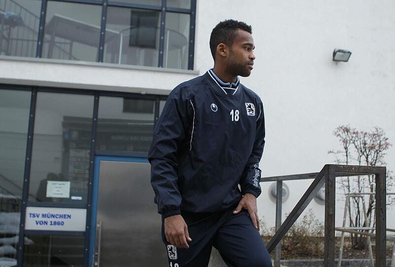 OLA KAMARA: ohne Note