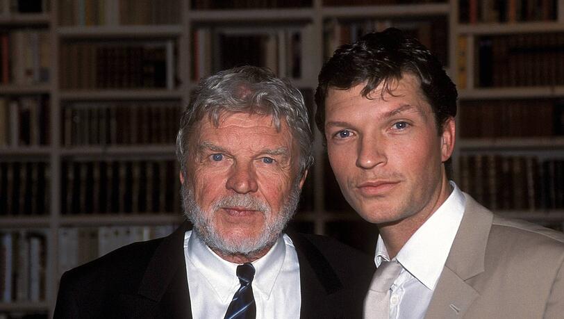 Oktober 2001: Hardy Krüger senior und junior. Oktober 2001: Hardy Krüger senior und junior.