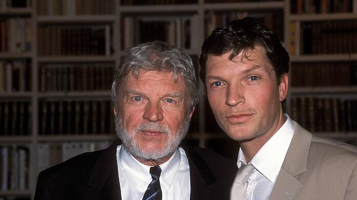 Oktober 2001: Hardy Krüger senior und junior.