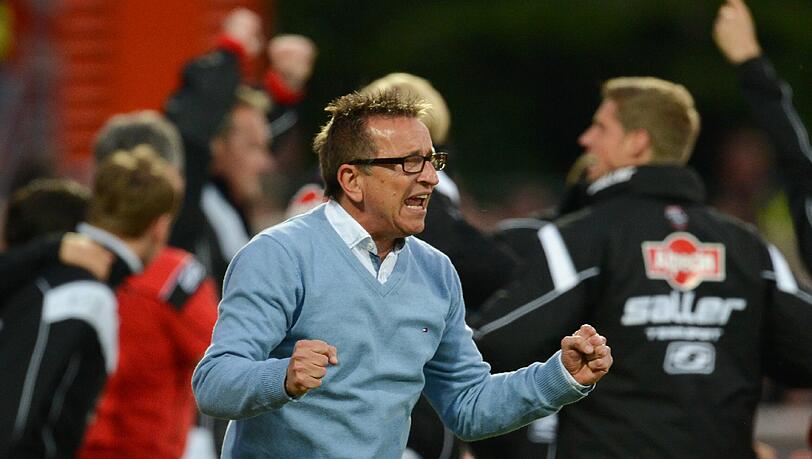 Will mit seiner Arminia in Pokalfinale: Bielefelds Trainer Norbert Meier. Will mit seiner Arminia in Pokalfinale: Bielefelds Trainer Norbert Meier.