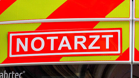 An der Tiefgarageneinfahrt nahm das Unglück seinen Lauf. Die Münchnerin wurde von ihrem eigenen Auto angefahren und eingeklemmt.