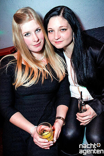 Die besten Party-Bilder vom Samstag. Hier in der Nachtgalerie.