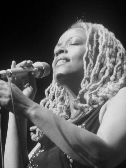 Cassandra Wilson wurde 70 Jahre alt.