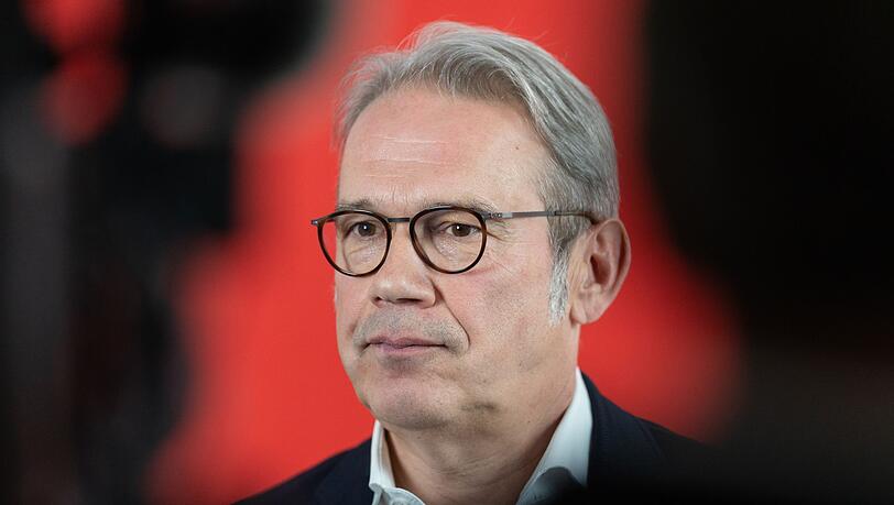 Georg Maier möchte sich vom Amt des Landesvorsitzenden der SPD zurückziehen, aber nicht aus der Politik, wie er betonte. (Archivbild) Georg Maier möchte sich vom Amt des Landesvorsitzenden der SPD zurückziehen, aber nicht aus der Politik, wie er betonte. (Archivbild)